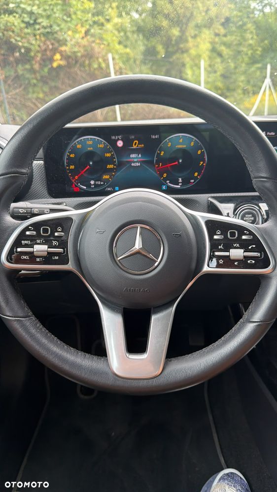 Mercedes-Benz Klasa A 180 Progressive - 16