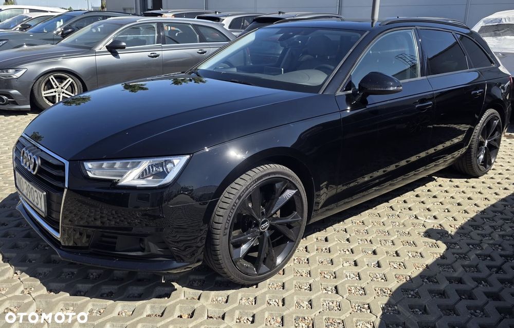 Audi A4 Avant 35 TDI Sport S tronic - 2