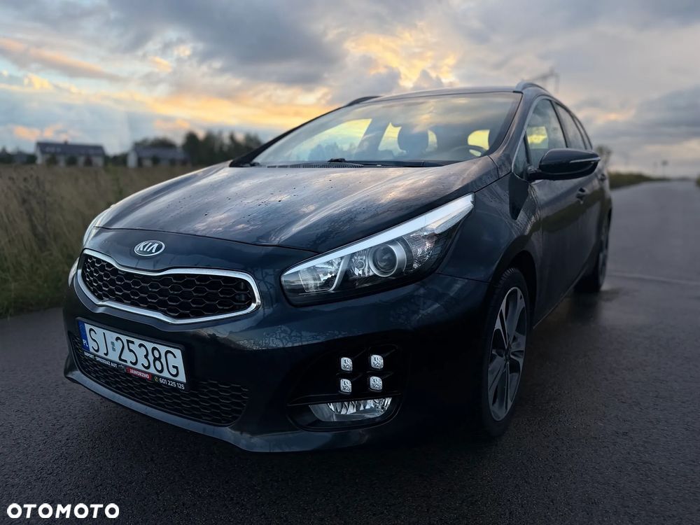 Kia Ceed 1.6 CRDi 136 DCT ISG GT Line - 38