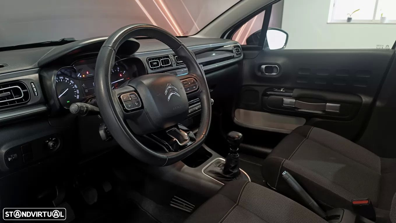 Citroën C3 1.2 PureTech Shine - 7