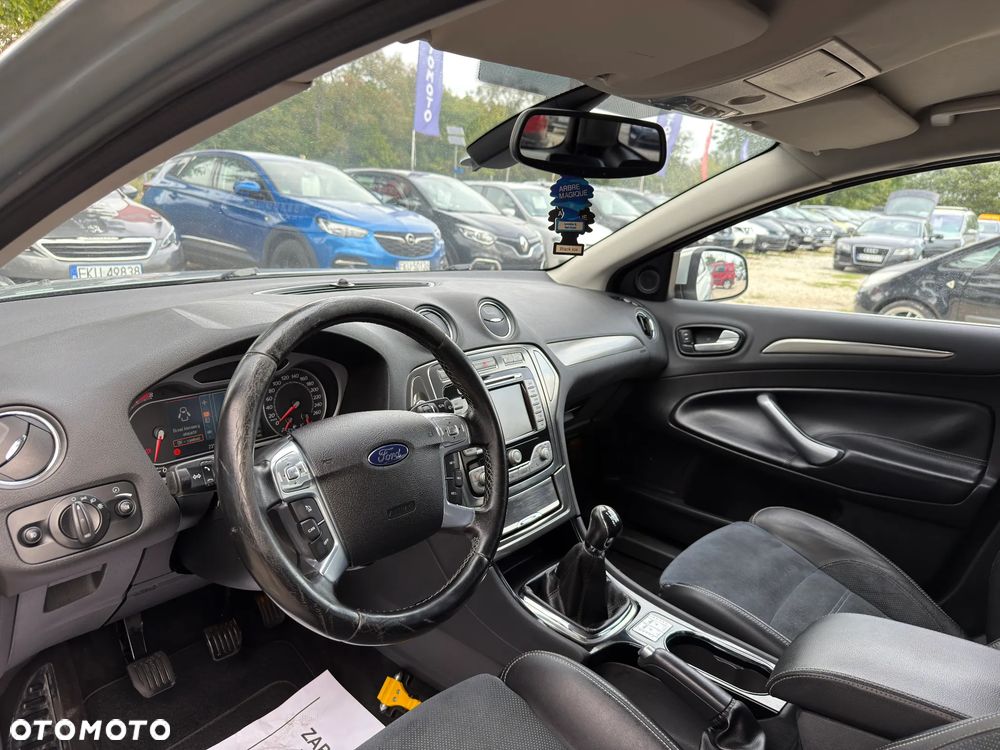 Ford Mondeo 2.0 Champions Edition - 24