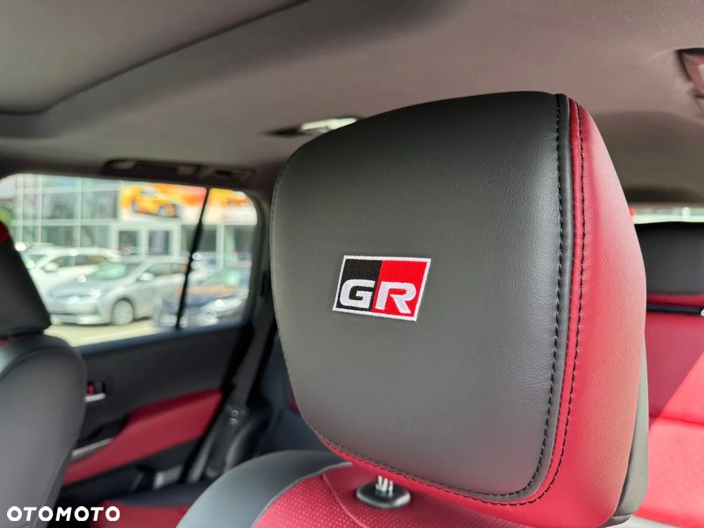 Toyota Land Cruiser - 10