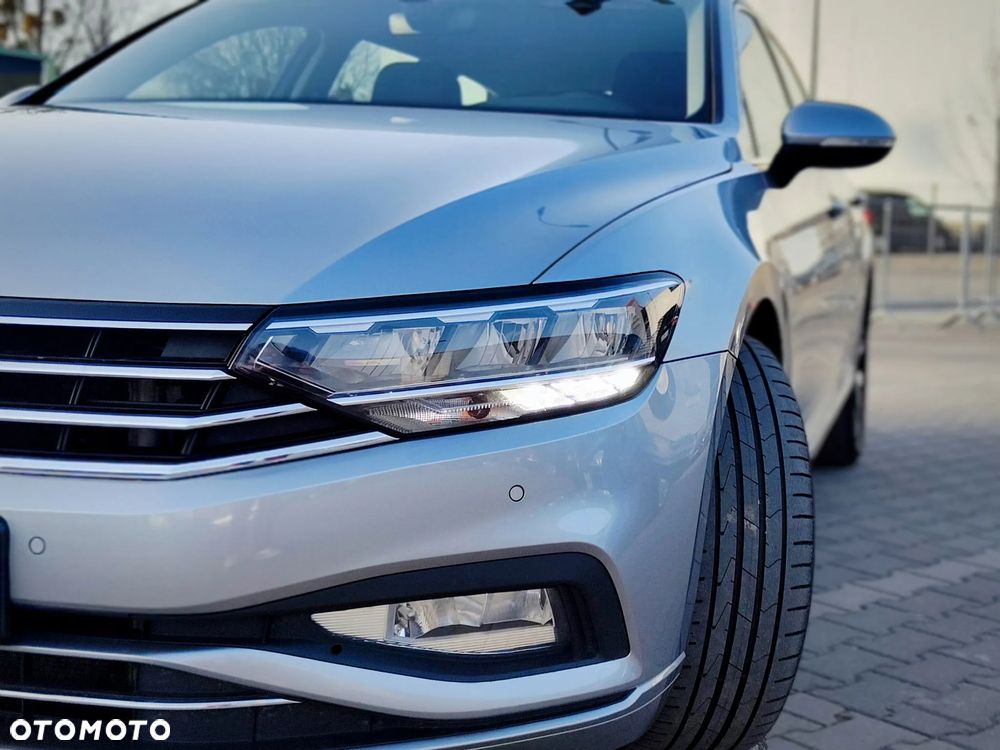 Volkswagen Passat Variant 2.0 TDI EVO Business DSG - 15