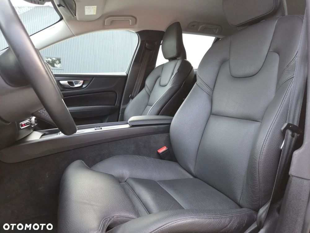 Volvo V60 B3 B Geartronic Momentum Pro - 13