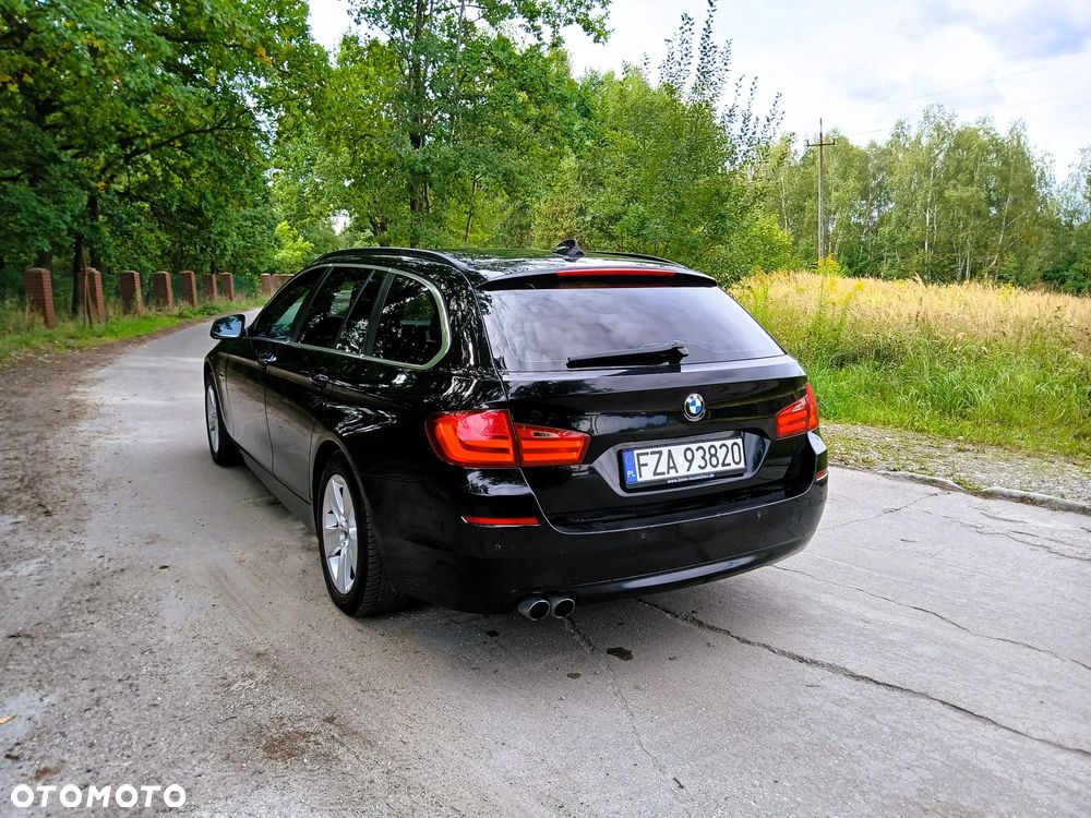 BMW 5 Series 2011 photo 5