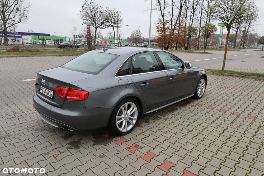 Audi S4 Limousine - 12