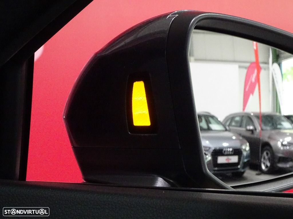 Audi Q3 45 TFSIe S line S tronic - 27