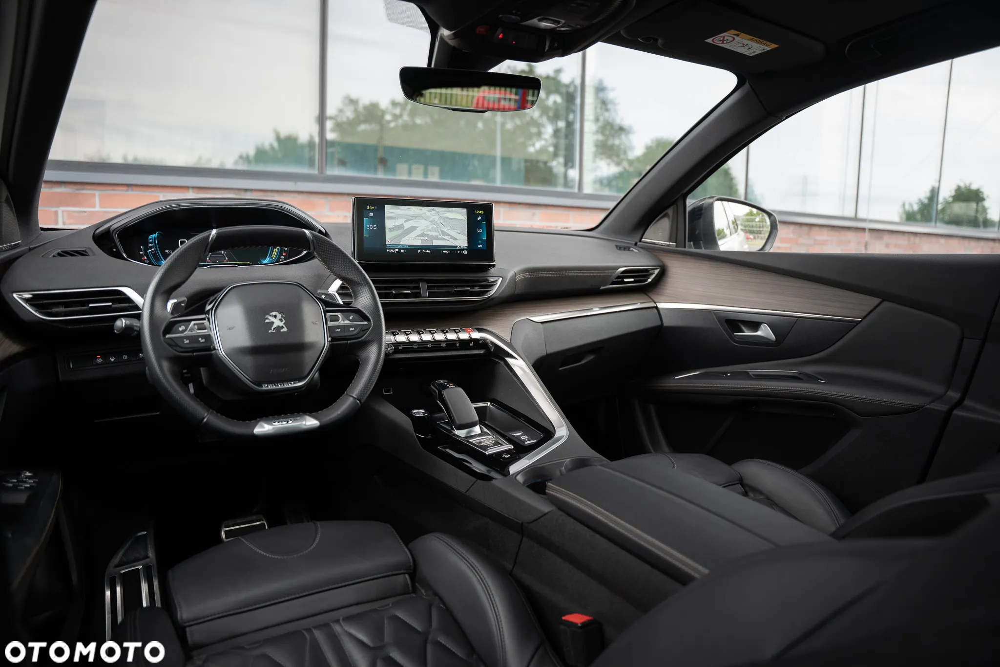 Peugeot 3008 Hybrid4 300 e-EAT8 GT - 24