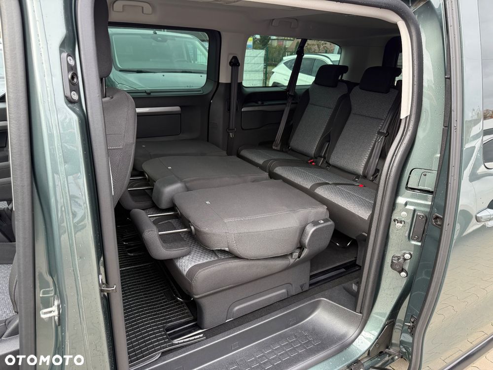 Peugeot Traveller 2.0 BlueHDi Long Business EAT8 - 4