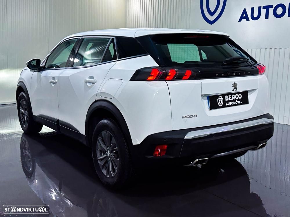 Peugeot 2008 1.2 PureTech Allure EAT8 - 6