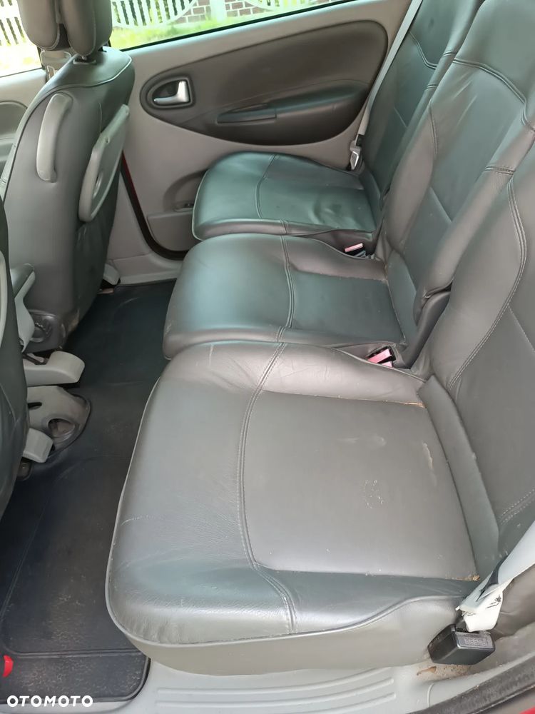 Renault Scenic 1.6 16V Privilege - 22