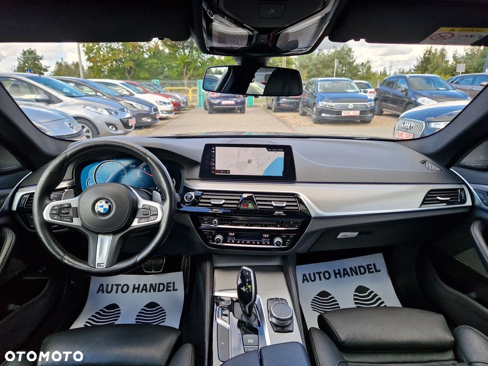 BMW Seria 5 530d Touring Sport Line - 13