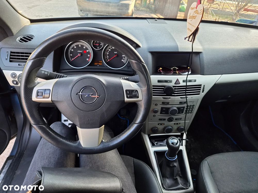 Opel Astra 1.8 Cosmo - 10