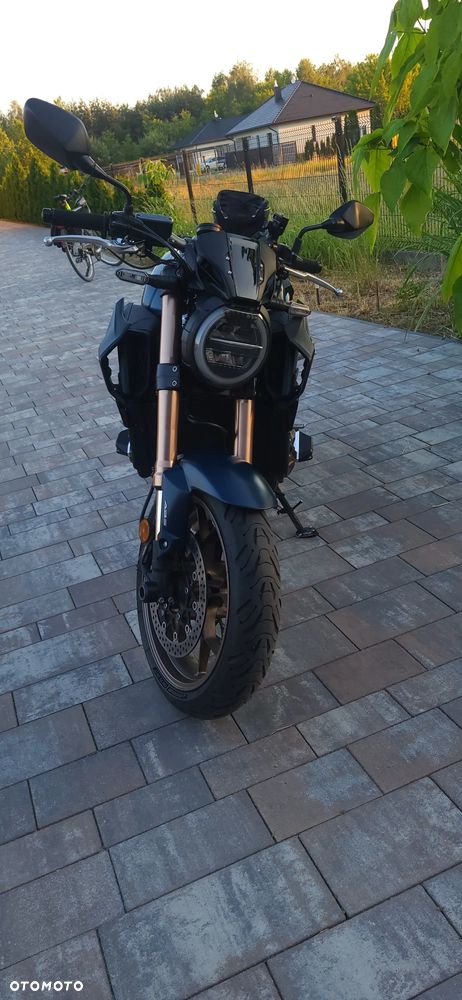 Honda CB - 19