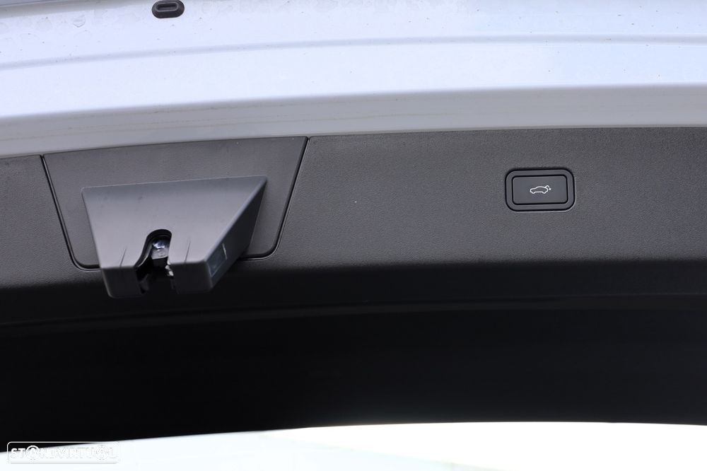 Volvo EX30 51 kWh Single Motor Plus - 6