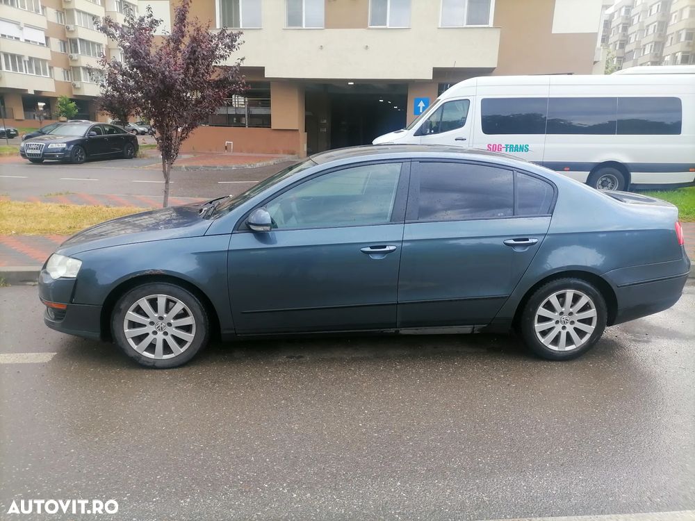 Volkswagen Passat 2.0TDI Trendline DPF Bluemotion Technology - 3