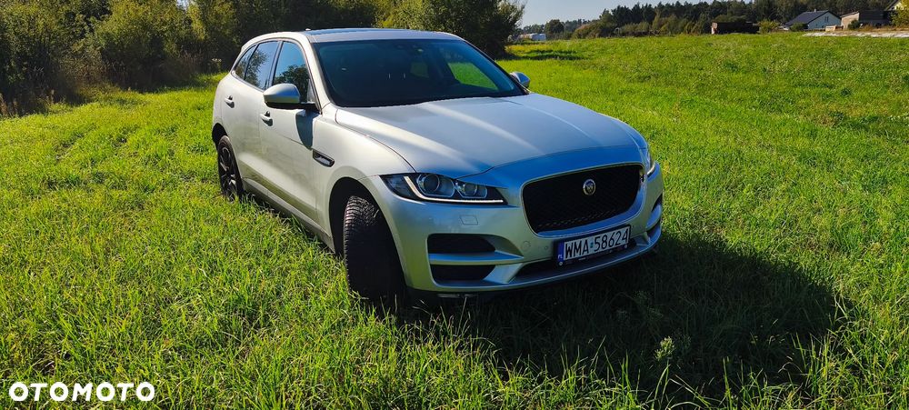 Jaguar F-Pace 2017 photo 3