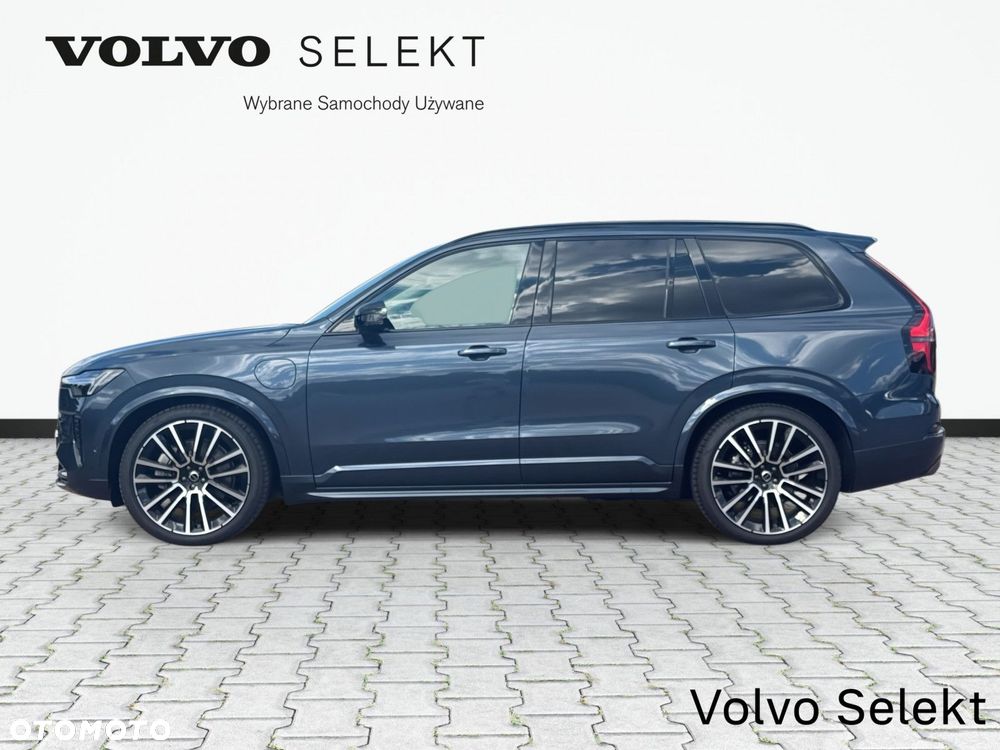 Volvo XC 90 - 9