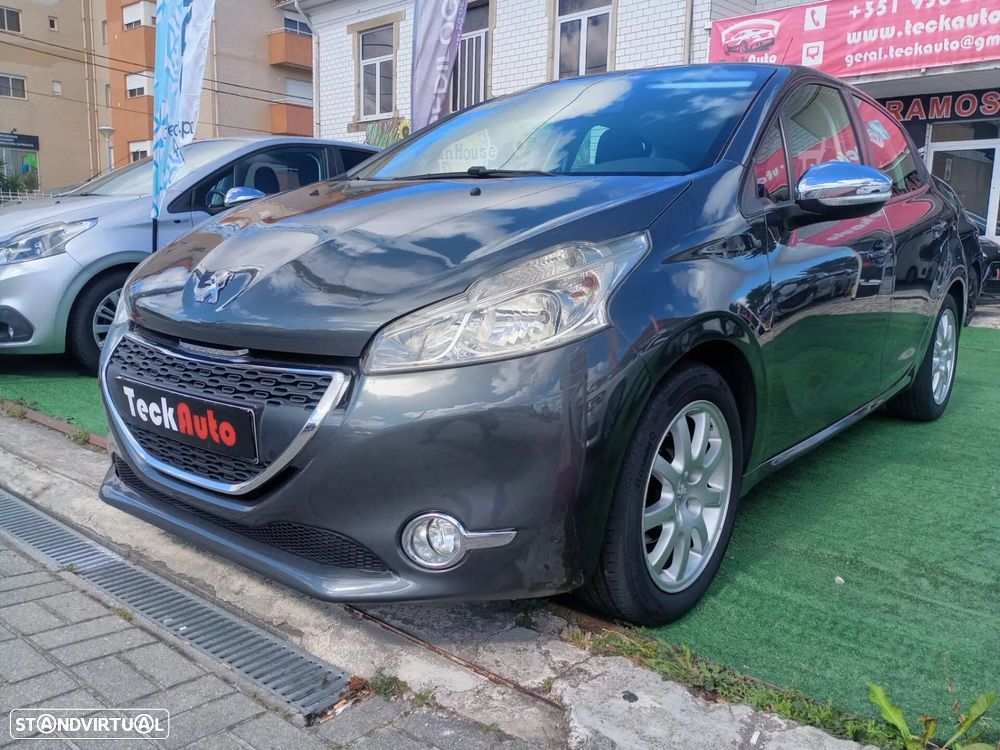 Peugeot 208 1.4 HDi Active - 3