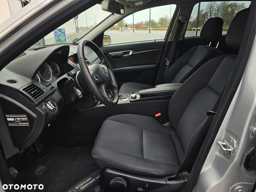 Mercedes-Benz Klasa C 220 CDI DPF Automatik - 10