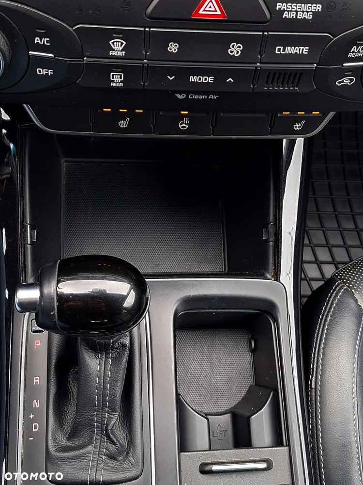 Kia Sorento 2.0 CRDI Business Line - 24