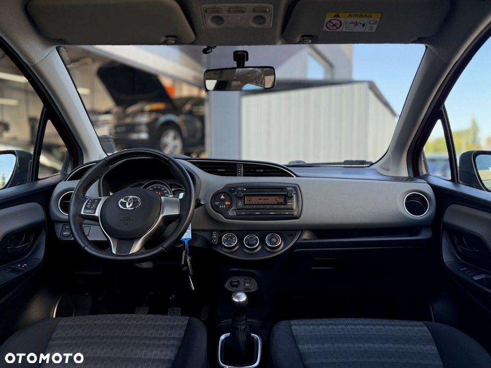 Toyota Yaris 1.0 Premium EU6 - 15