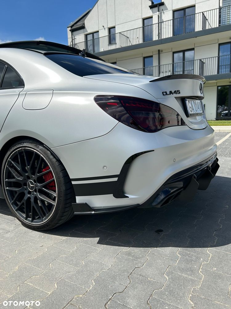 Mercedes-Benz CLA - 10