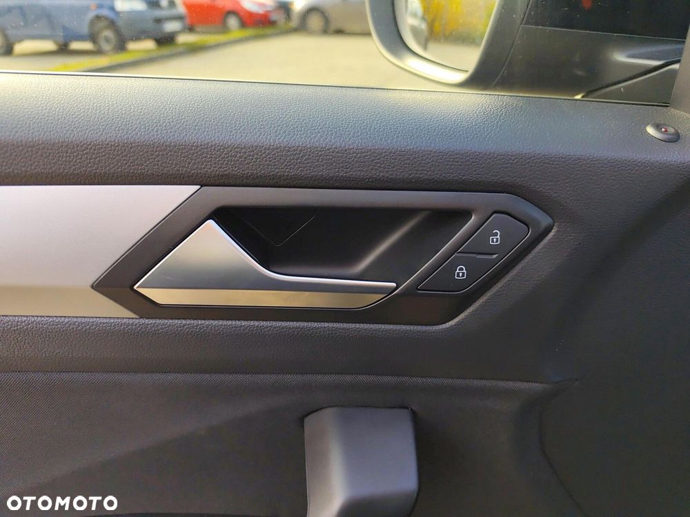 Volkswagen T-Roc 1.5 TSI Life Plus DSG - 24