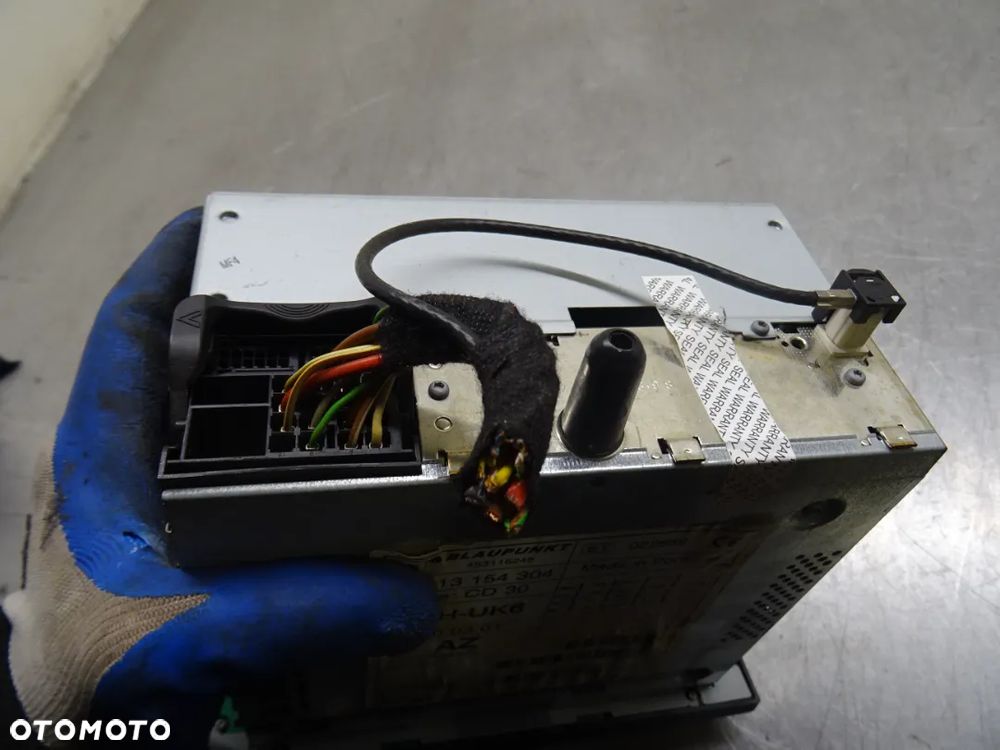 OPEL ASTRA III H KOMBI 2.0T RADIO RADIOODTWARZACZ  CD 13154304 - 5