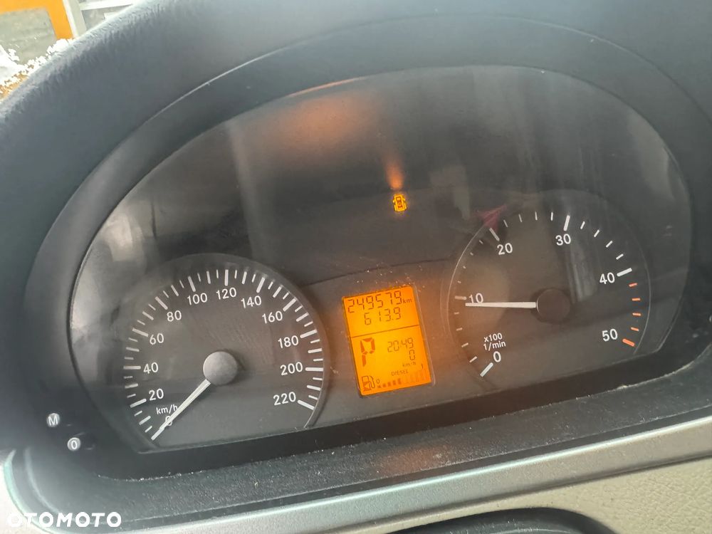 Mercedes-Benz Viano - 5