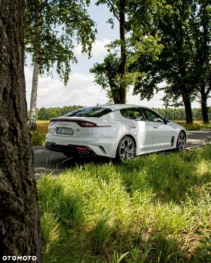 Kia Stinger 3.3 T-GDI AWD GT - 4