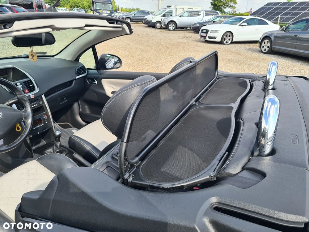 Peugeot 207 CC 120 VTi Sport - 25