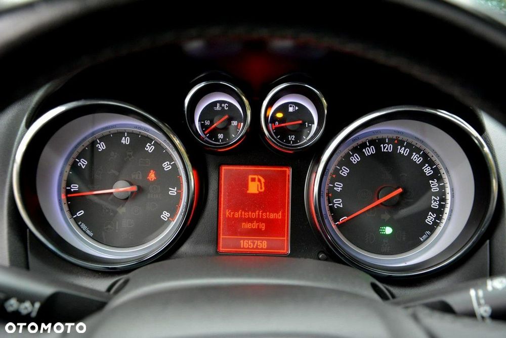 Opel Astra 1.4 Turbo Cosmo - 28