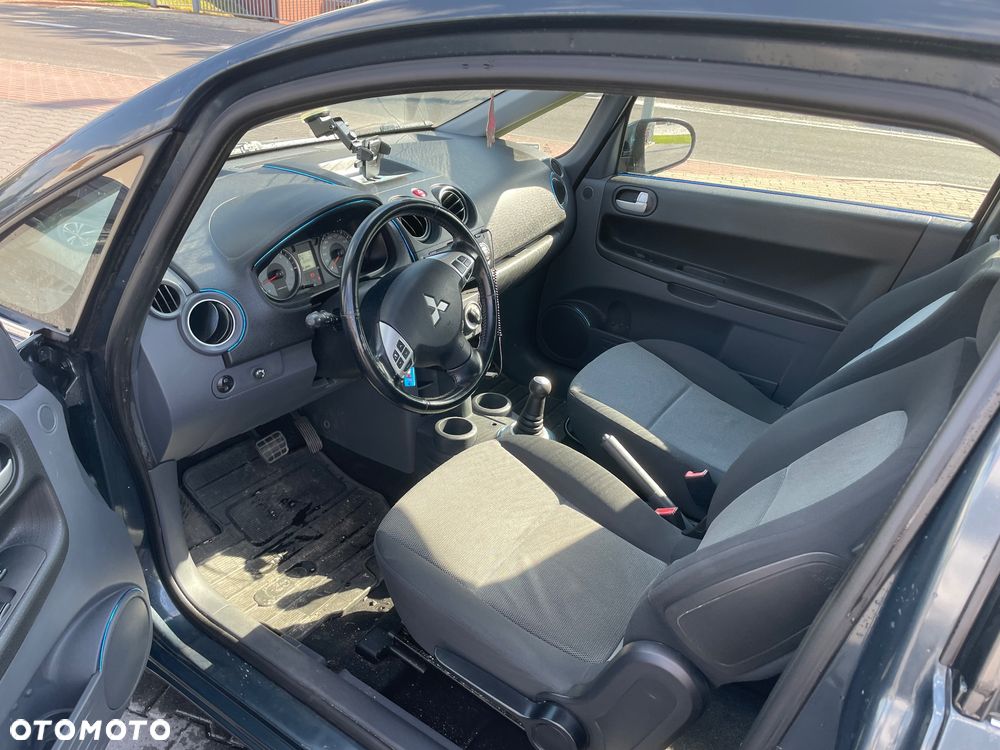 Mitsubishi Colt 1.3 Automatik Invite - 11