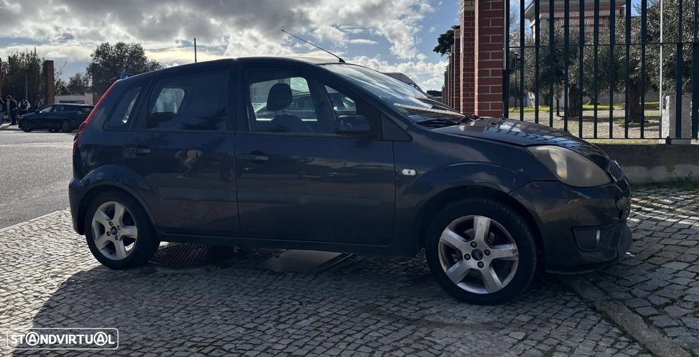 Ford Fiesta - 3