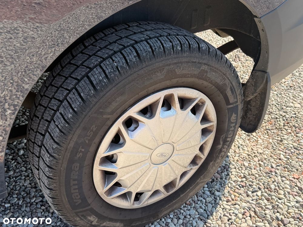 Ford Transit Cuatom - 5