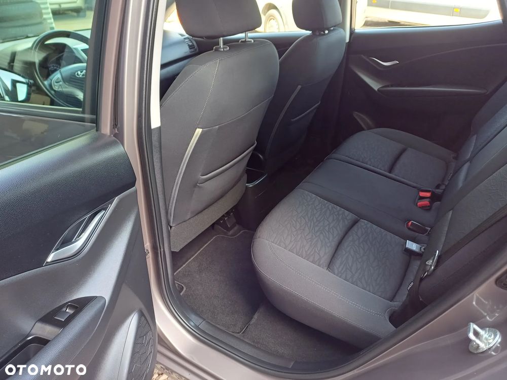 Hyundai ix20 1.6 CRDi Trend - 14