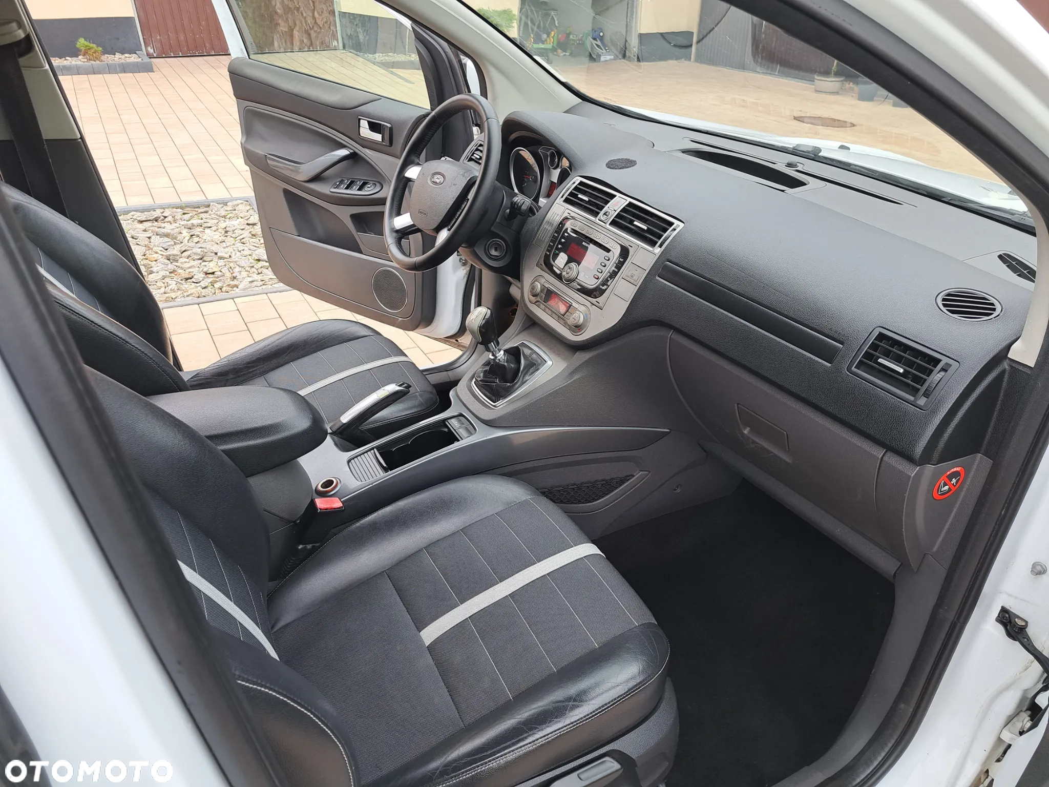 Ford Kuga 2.0 TDCi 4x4 Individual - 11
