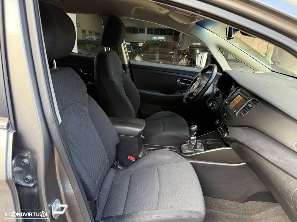 Kia Carens 1.7 CRDi ISG TX - 11