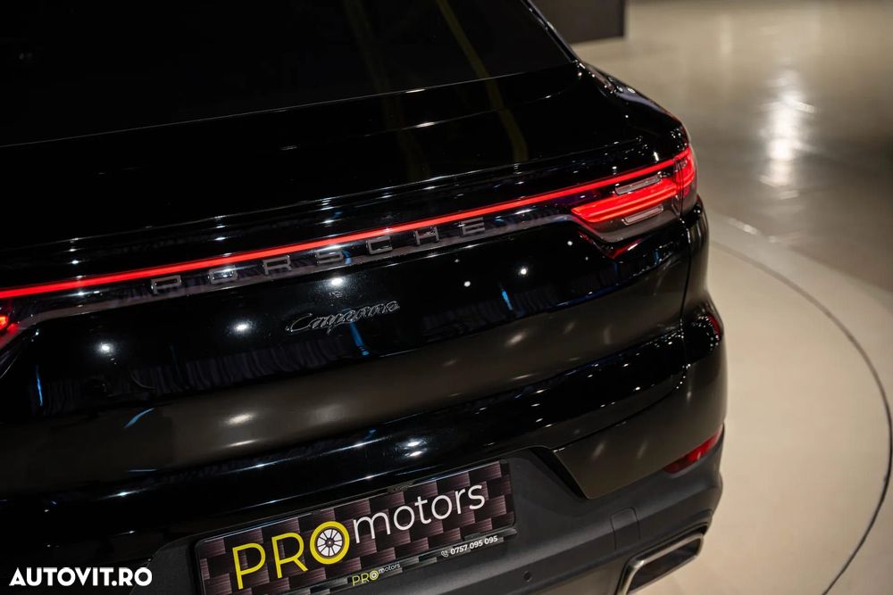 Porsche Cayenne Coupe - 17