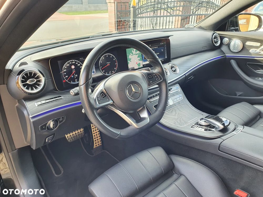 Mercedes-Benz Klasa E 400 Coupe 4-Matic 9G-TRONIC - 18