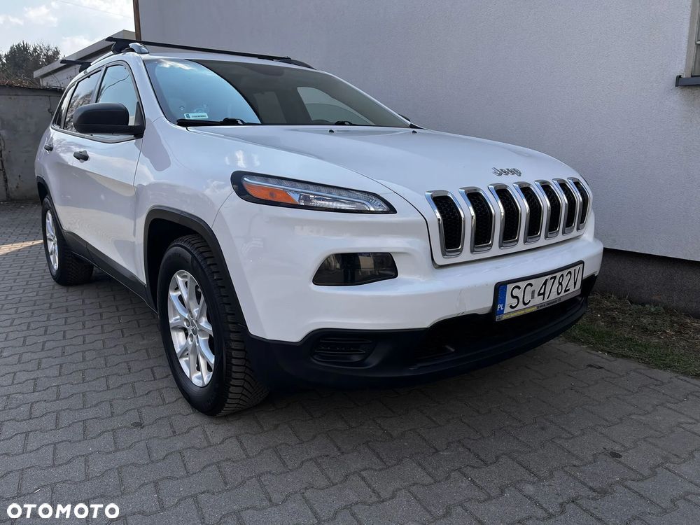 Jeep Cherokee - 1