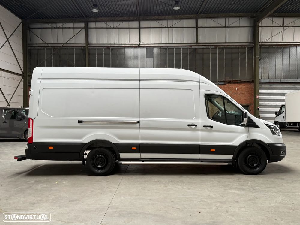 Ford Transit L4 H4 2.0   170CV - 7