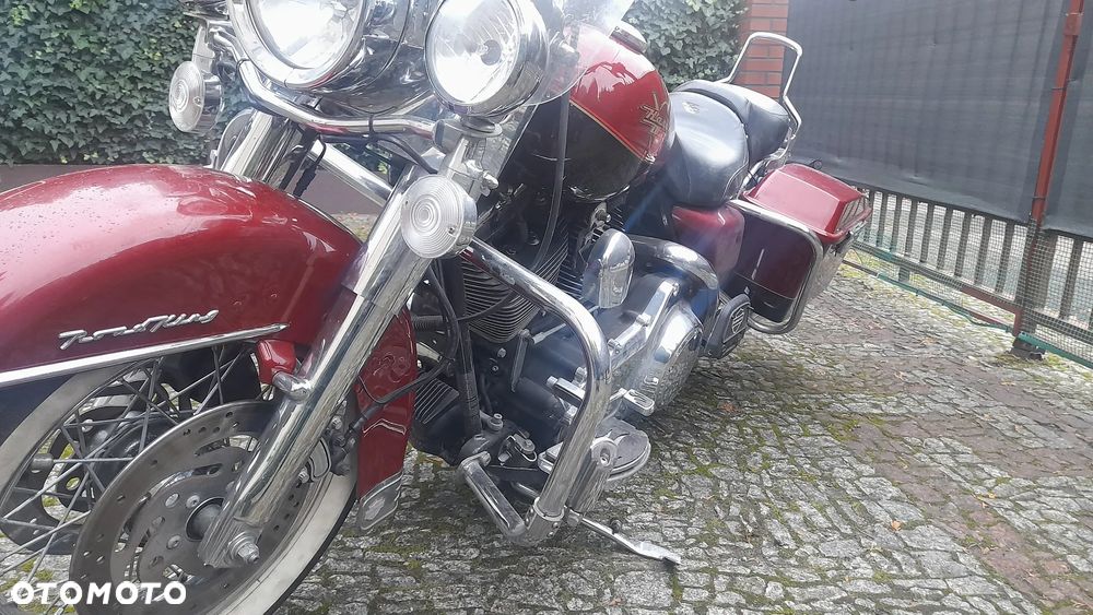 Harley-Davidson Touring Road King - 2