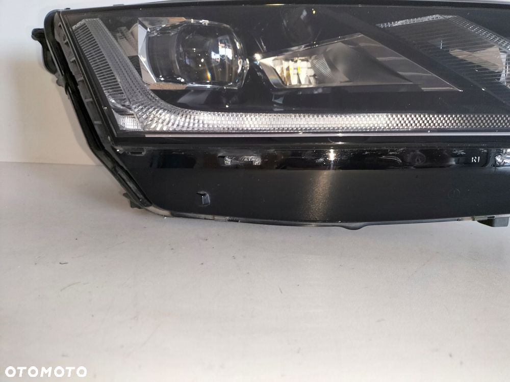 lampa przednia reflektor prawa skoda octavia 4 iv 19- full led - 4