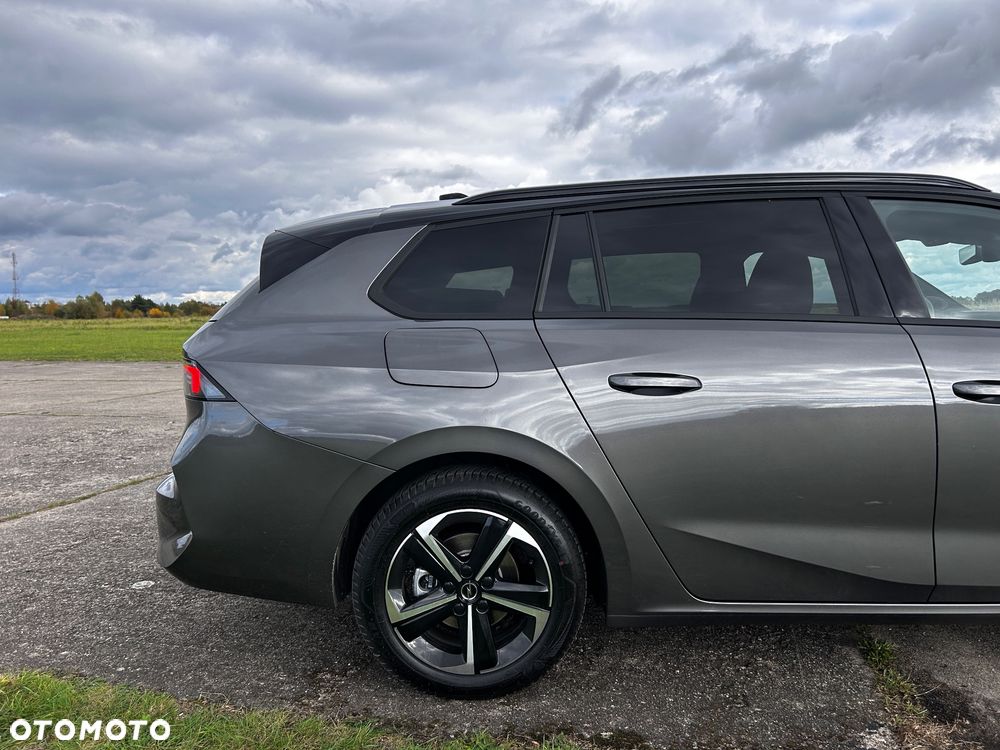 Opel Astra Sports Tourer 1.2 Turbo GS Line - 10