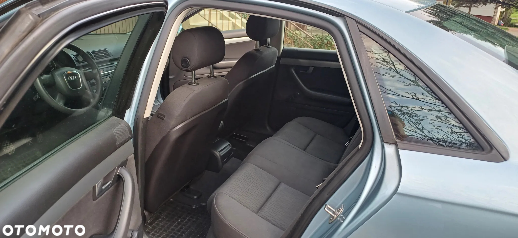 Audi A4 Avant 1.6 - 9