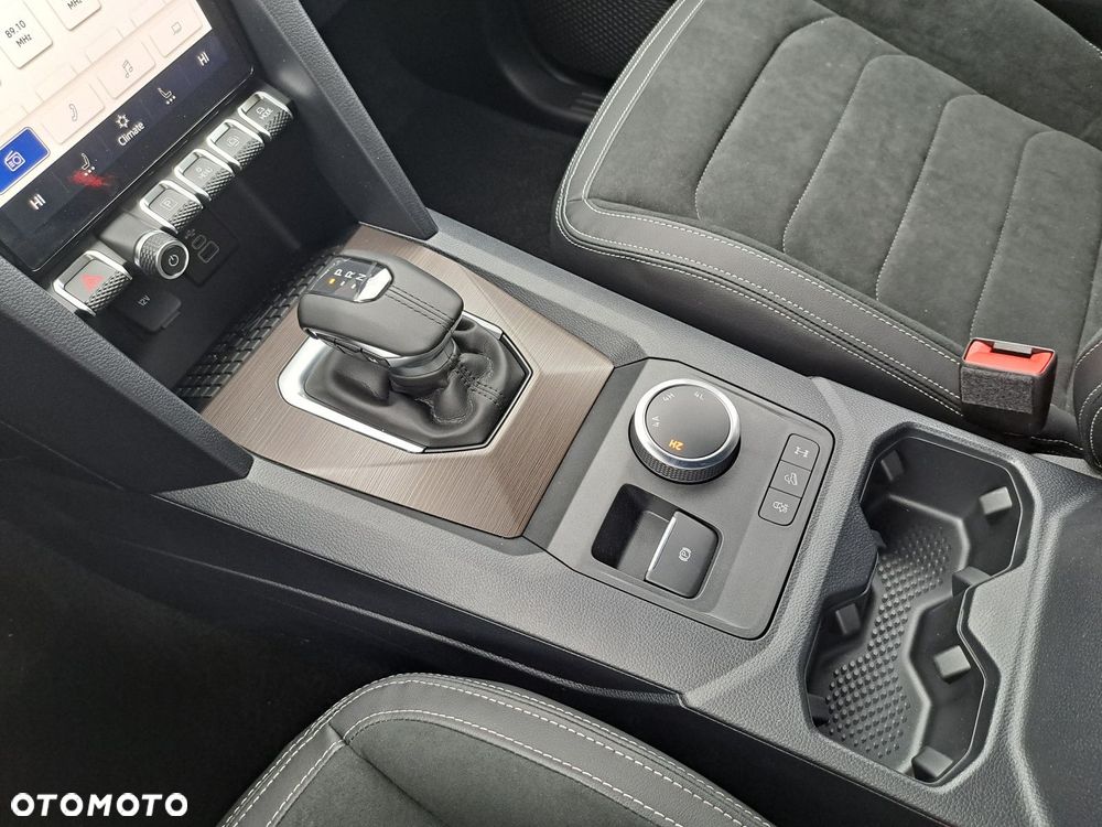 Volkswagen Amarok - 17