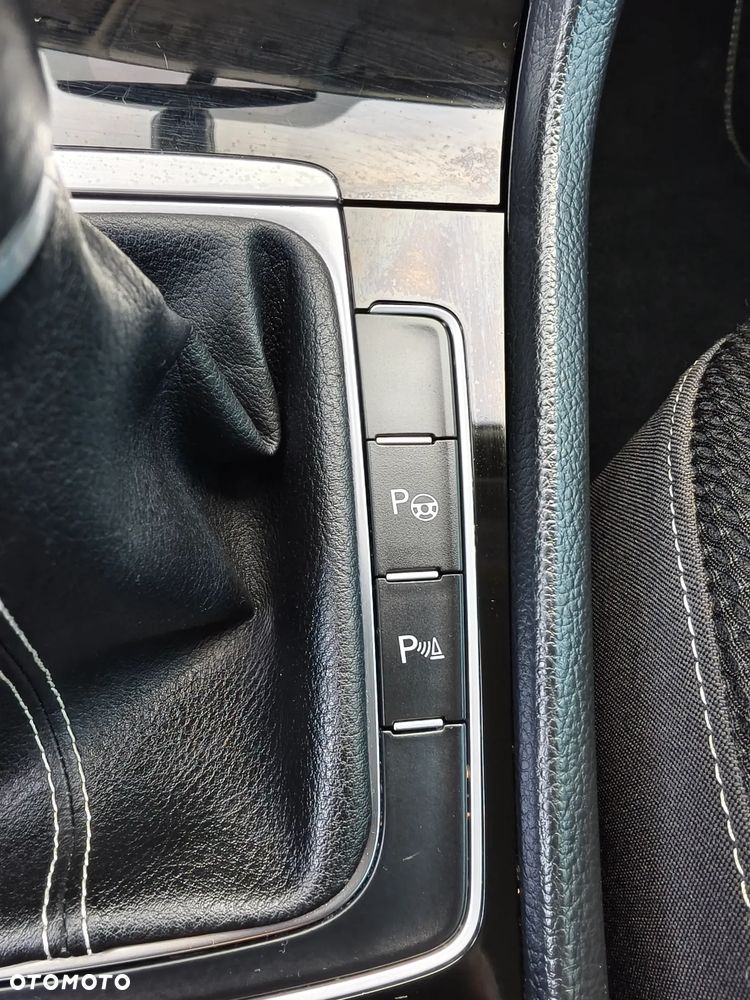 Volkswagen Golf 1.4 TSI BlueMotion Technology Cup - 20