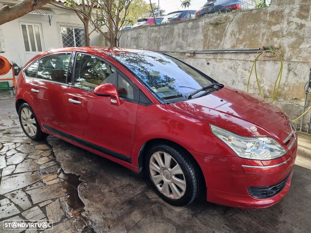 Citroën C4 1.6 HDi 110 Exclusive - 2